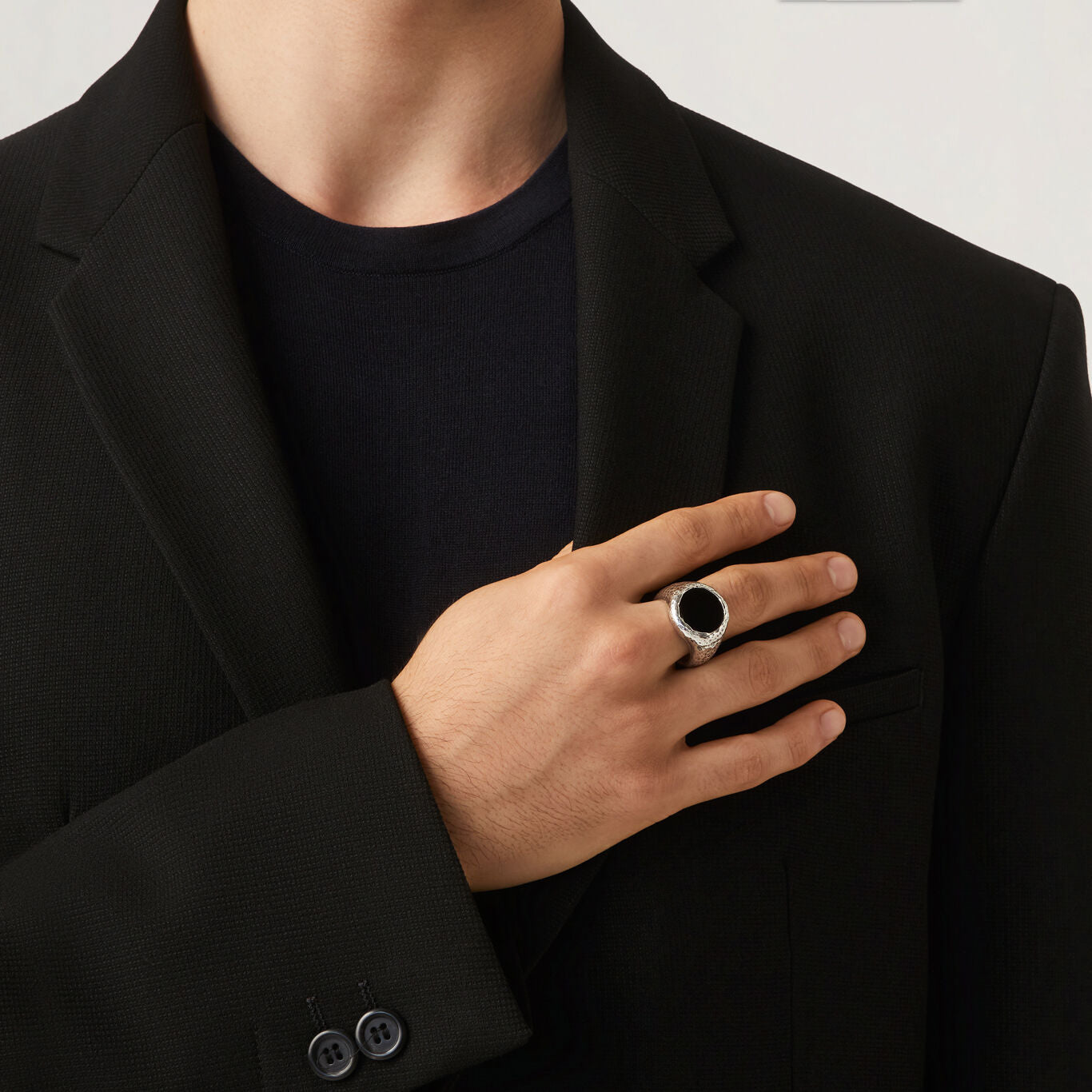 ANELLO MARTELLATO TONDO ONICE GRANDE - GIOVANNI RASPINI