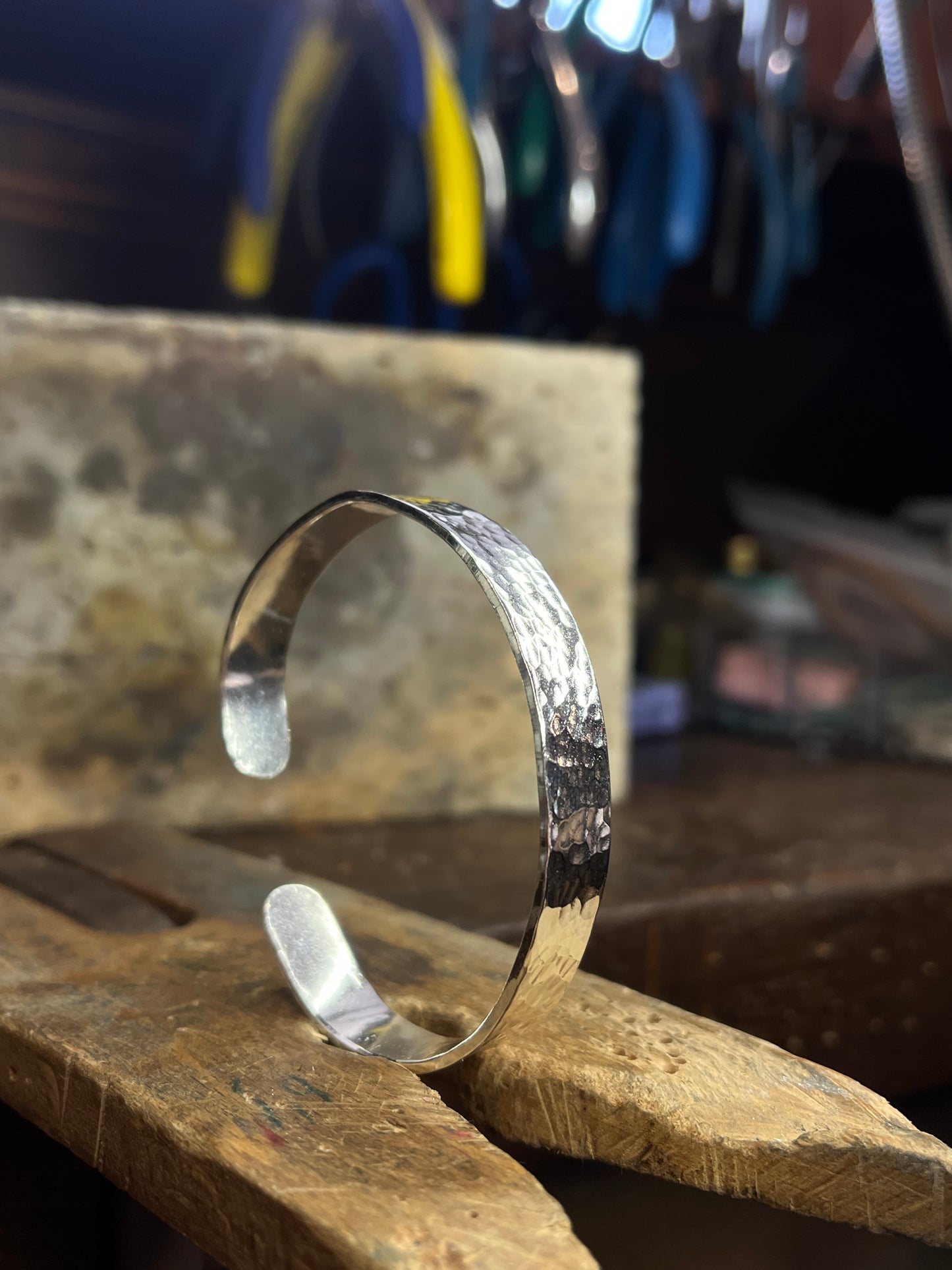 Bracciale martellato in Argento