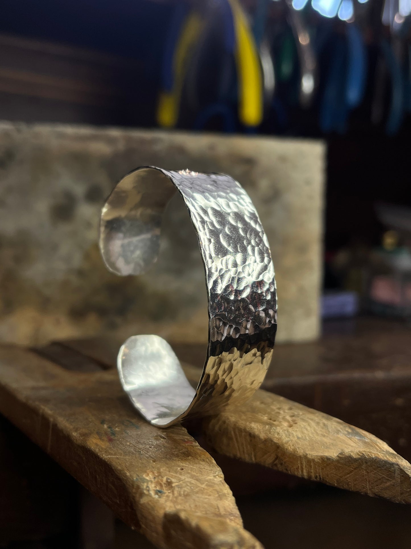 Bracciale martellato in Argento